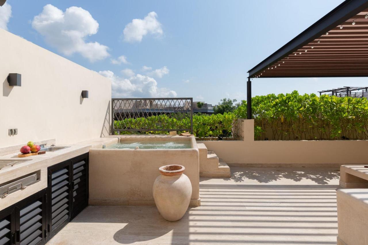 Exclusive Paramar Ve Penthouse In Tulum By Lockey Best For Walking To Commercial Zone In Aldea Zama 部屋 写真
