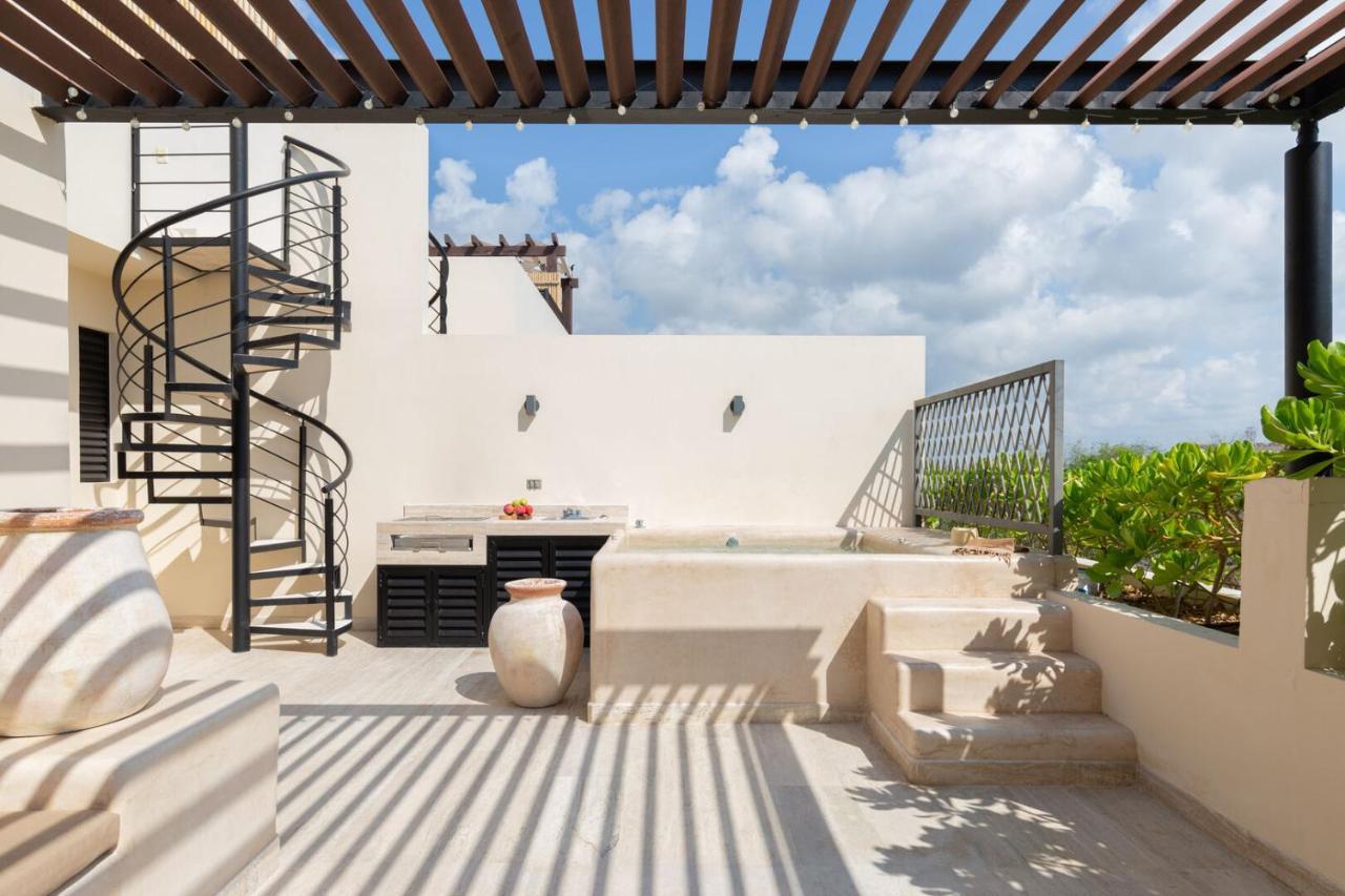 Exclusive Paramar Ve Penthouse In Tulum By Lockey Best For Walking To Commercial Zone In Aldea Zama 部屋 写真